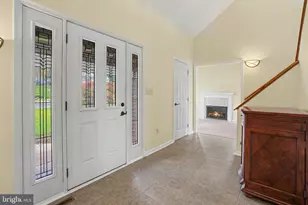 2093 Fairway Ln, Harrisburg, PA 17112 - Photo 2