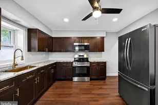 74 N 18th St, Harrisburg, PA 17103 - Photo 8