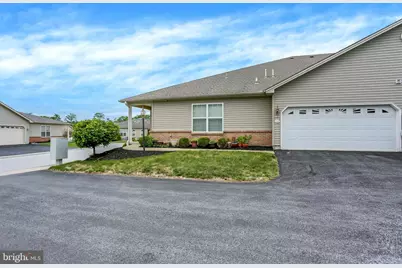 182 Meadowview Drive, Harrisburg, PA 17111 - Photo 2