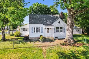 105 Oak Hill Dr, Middletown, PA 17057 - Photo 1