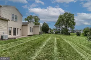 731 Creekside Dr, Hummelstown, PA 17036 - Photo 36