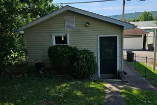 558 Center St, Millersburg, PA 17061 - Photo 24