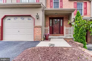 489 Sunday Dr, Harrisburg, PA 17111 - Photo 2