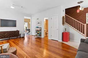1721 Logan St, Harrisburg, PA 17102 - Photo 8