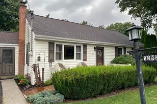 1355 Peiffers Ln, Oberlin, PA 17113 - Photo 2