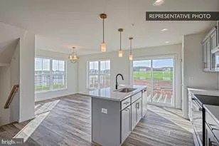 1029 Ellie Ln, Harrisburg, PA 17112 - Photo 12