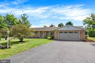 103 Clover Ln, Harrisburg, PA 17112 - Photo 1