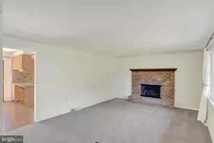 103 Clover Ln, Harrisburg, PA 17112 - Photo 6