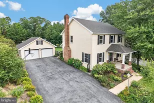 612 Nissley Dr, Middletown, PA 17057 - Photo 2