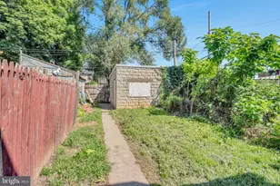 548 Camp St, Harrisburg, PA 17110 - Photo 34