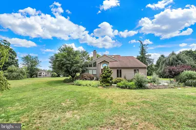 656 Hoffman Drive, Harrisburg, PA 17111 - Photo 2