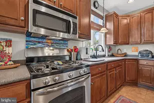 506 W Caracas Ave, Hershey, PA 17033 - Photo 14