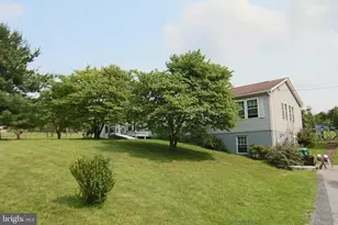2151 Parkway W, Harrisburg, PA 17112 - Photo 2