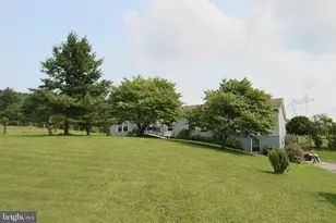 2151 Parkway W, Harrisburg, PA 17112 - Photo 30