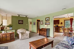 211 Hanshue St, Harrisburg, PA 17113 - Photo 4