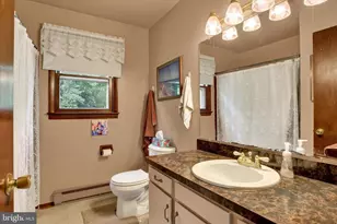 211 Hanshue St, Harrisburg, PA 17113 - Photo 16