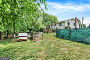 211 Hanshue St, Harrisburg, PA 17113 - Photo 24