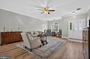 162 Leonard Ln, Harrisburg, PA 17111 - Photo 6