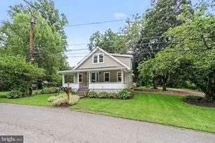 208 Pearl St, Millersburg, PA 17061 - Photo 2