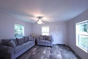 453 E Market St, Williamstown, PA 17098 - Photo 8