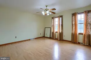 888 Sunny Hill Ln, Harrisburg, PA 17111 - Photo 28