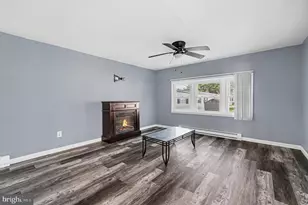 132 Park Dr, Middletown, PA 17057 - Photo 2