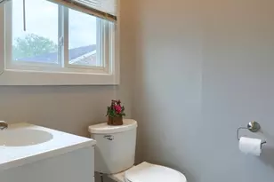 317 Greenawalt Ln, Harrisburg, PA 17110 - Photo 24