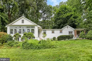 5652 Union Deposit Rd, Harrisburg, PA 17111 - Photo 2