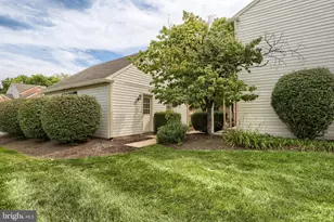 2063 D Raleigh Rd, Hummelstown, PA 17036 - Photo 6