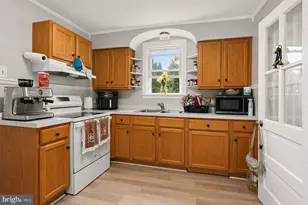 2929 Locust Ln, Harrisburg, PA 17109 - Photo 14