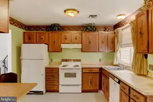 1504 Wandering Way, Harrisburg, PA 17110 - Photo 8