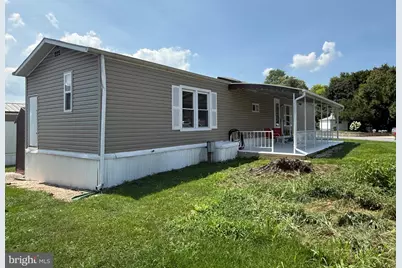 8 Hillcrest Drive, Hershey, PA 17033 - Photo 2