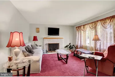 4613 South Road, Harrisburg, PA 17109 - Photo 4