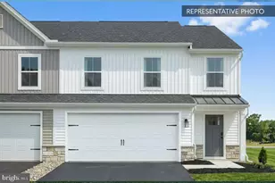1030 Addie Ln, Harrisburg, PA 17112 - Photo 2