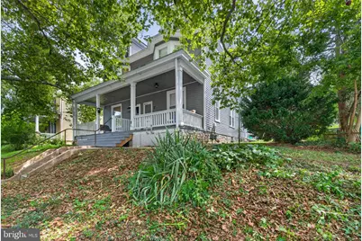 325 Park Avenue, Hershey, PA 17033 - Photo 2