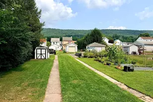 411 Julian St, Williamstown, PA 17098 - Photo 8