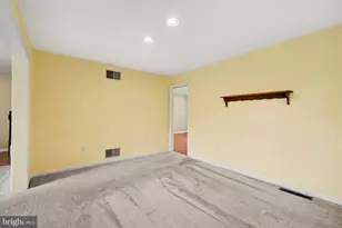 3833 N Sarayo Circle, Harrisburg, PA 17110 - Photo 8