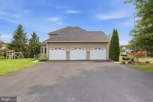 4115 Copperfield Dr, Harrisburg, PA 17112 - Photo 10