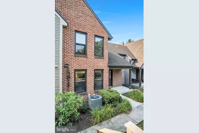 1127 Wicklow Court, Hummelstown, PA 17036 - Photo 6