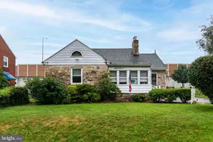 210 S Arlington Ave, Harrisburg, PA 17109 - Photo 2