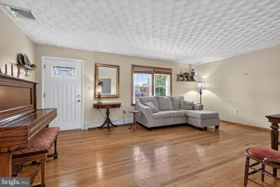 4741 Broadway Street, Harrisburg, PA 17111 - Photo 6