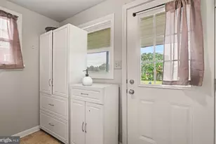 6410 Clearfield St, Harrisburg, PA 17111 - Photo 16