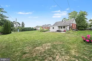 6410 Clearfield St, Harrisburg, PA 17111 - Photo 4