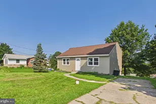 5112 Irene Dr, Harrisburg, PA 17112 - Photo 2