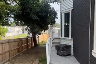 2000 Forster St, Harrisburg, PA 17103 - Photo 2