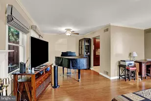 1114 Aberdeen Ct, Harrisburg, PA 17111 - Photo 10