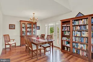 2801 Oakwood Dr, Harrisburg, PA 17110 - Photo 6