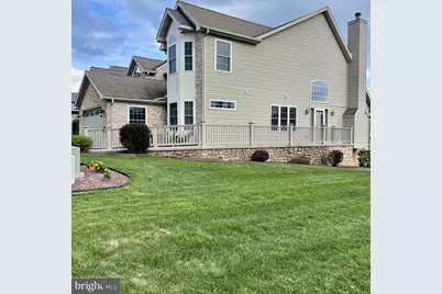 2801 Oakwood Drive, Harrisburg, PA 17110 - Photo 2