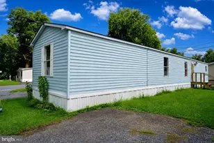 327 Caravan Ct, Middletown, PA 17057 - Photo 18