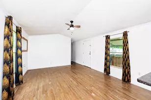 327 Caravan Ct, Middletown, PA 17057 - Photo 4